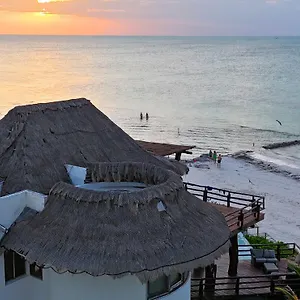  Hotel Dk Luxury Ocean Front - Adults Only